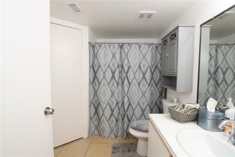 Condo in Kissimmee, Florida, 2 bedrooms № 2211385 - photo 17