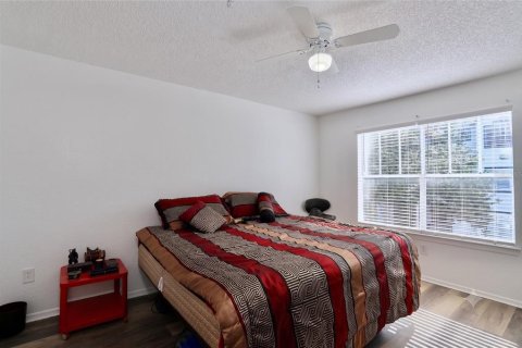 Condo in Kissimmee, Florida, 2 bedrooms № 2211385 - photo 12