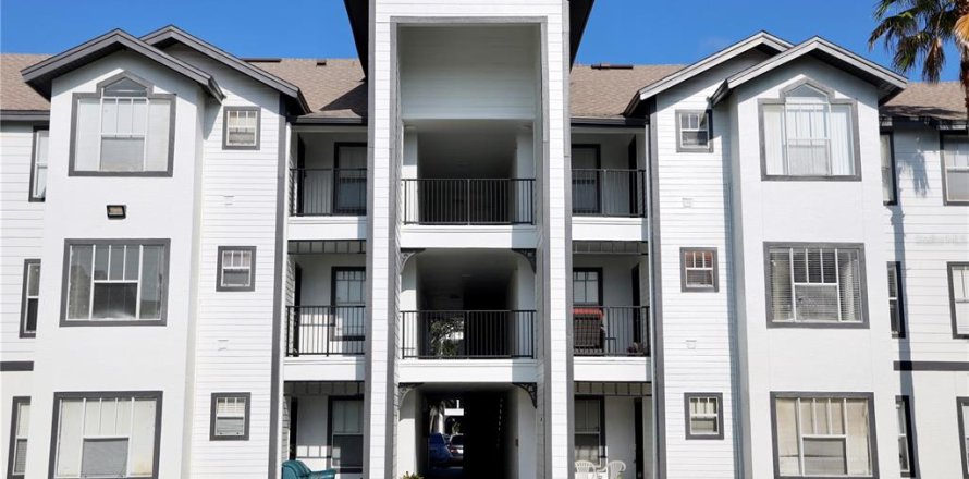 Condo in Kissimmee, Florida, 2 bedrooms № 2211385