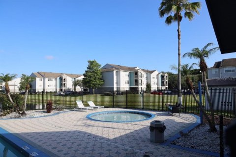 Condo in Kissimmee, Florida, 2 bedrooms № 2211385 - photo 21