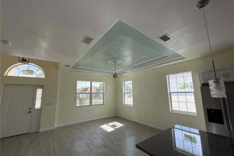 Villa ou maison à vendre à Saint Petersburg, Floride: 3 chambres, 142.23 m2 № 1591630 - photo 11