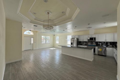 Villa ou maison à vendre à Saint Petersburg, Floride: 3 chambres, 142.23 m2 № 1591630 - photo 12