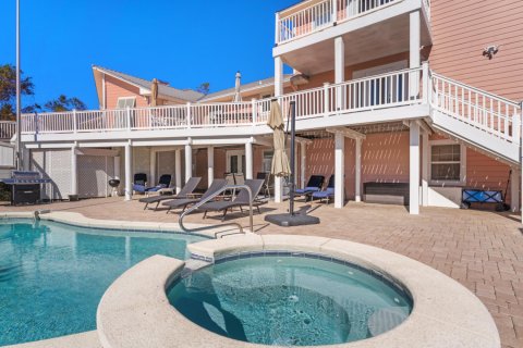 House in Miramar Beach, Florida 5 bedrooms, 338.91 sq.m. № 559839 - photo 1