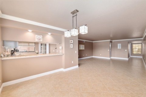 Condo in Crystal River, Florida, 2 bedrooms  № 1903501 - photo 15