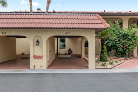 Condo in Crystal River, Florida, 2 bedrooms  № 1903501 - photo 6