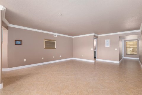 Condo in Crystal River, Florida, 2 bedrooms  № 1903501 - photo 13