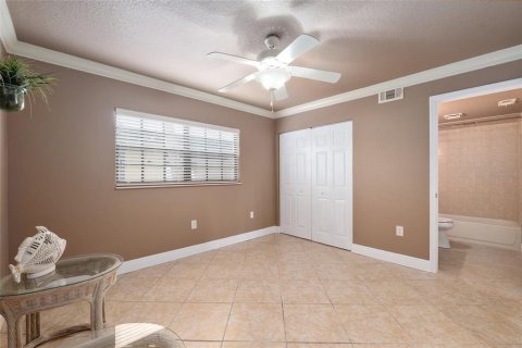 Condo in Crystal River, Florida, 2 bedrooms  № 1903501 - photo 29