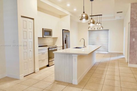 Copropriété à louer à Doral, Floride: 2 chambres, 105.44 m2 № 2080085 - photo 5
