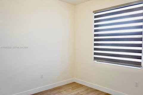 Copropriété à louer à Doral, Floride: 2 chambres, 105.44 m2 № 2080085 - photo 16