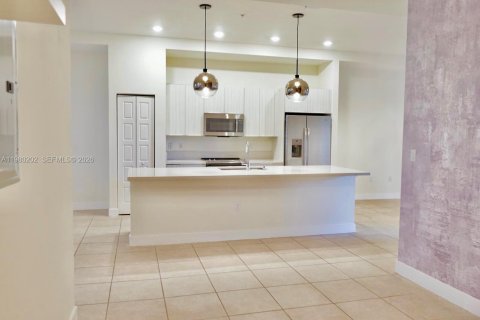 Copropriété à louer à Doral, Floride: 2 chambres, 105.44 m2 № 2080085 - photo 8