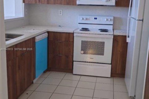 Condominio en alquiler en Homestead, Florida, 3 dormitorios, 109.81 m2 № 2059954 - foto 8