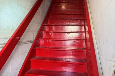 Купить коммерческую недвижимость в Хайалиа, Флорида № 1956008 - фото 10