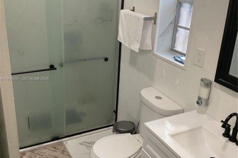 House in Miami, Florida 3 bedrooms, 139.35 sq.m. № 1999532 - photo 19