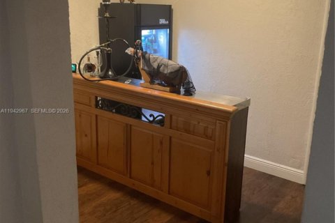 House in Miami, Florida 3 bedrooms, 139.35 sq.m. № 1999532 - photo 23