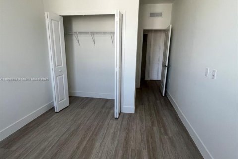 Снять в аренду таунхаус в Хомстед, Флорида 4 спальни, № 1945828 - фото 18