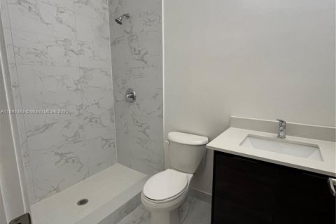 Снять в аренду таунхаус в Хомстед, Флорида 4 спальни, № 1945828 - фото 19