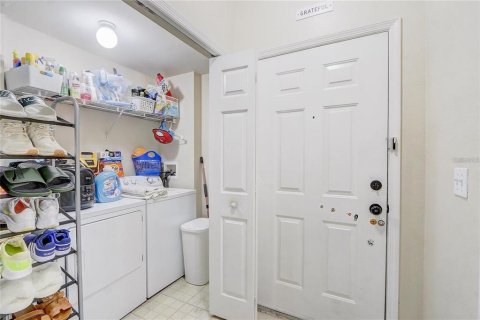 Condo in Orlando, Florida, 2 bedrooms  № 1799951 - photo 20