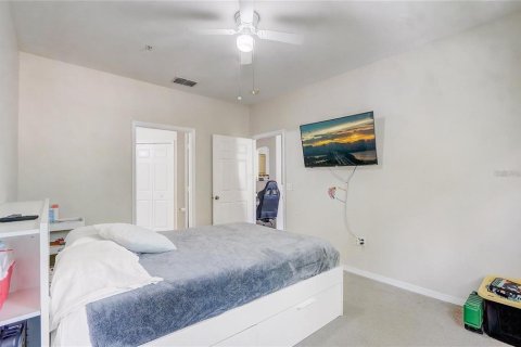 Condo in Orlando, Florida, 2 bedrooms  № 1799951 - photo 17
