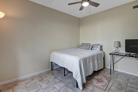 Condo in Clearwater, Florida, 3 bedrooms № 2107798 - photo 19