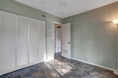 Condo in Clearwater, Florida, 3 bedrooms № 2107798 - photo 17