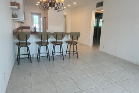 Copropriété à vendre à Boynton Beach, Floride: 2 chambres, 89.37 m2 № 2251474 - photo 9