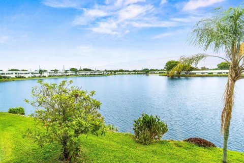 Copropriété à vendre à Boynton Beach, Floride: 2 chambres, 89.37 m2 № 2251474 - photo 24