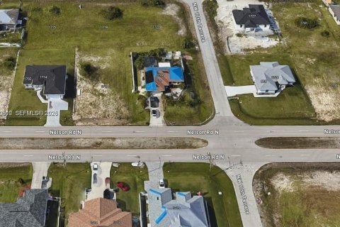 Terrain à Cape Coral, Floride № 2089226