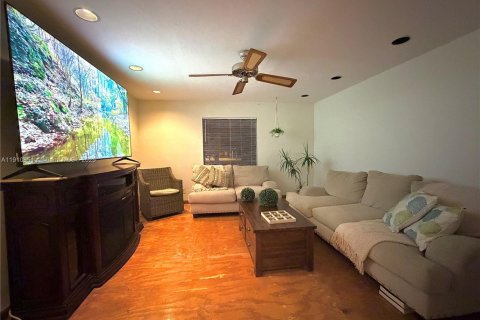 Casa en venta en Homestead, Florida, 4 dormitorios № 1965964 - foto 9