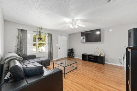 House in Ocala, Florida 3 bedrooms, 133.69 sq.m. № 1628902 - photo 5