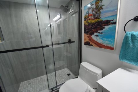 Condominio en alquiler en Sarasota, Florida, 1 dormitorio, 77.02 m2 № 1124201 - foto 12