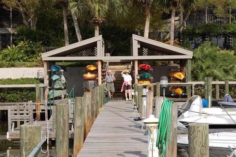 Condominio en alquiler en Sarasota, Florida, 1 dormitorio, 77.02 m2 № 1124201 - foto 19