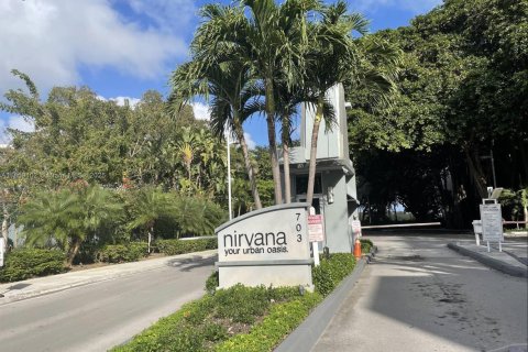 Copropriété à louer à Miami, Floride: 2 chambres, 91.97 m2 № 1887625 - photo 1