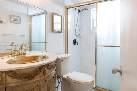 Copropriété à vendre à Hallandale Beach, Floride: 1 chambre, 55.74 m2 № 2023764 - photo 5