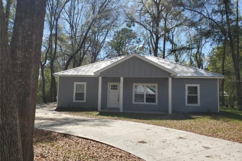 House in High Springs, Florida 3 bedrooms, 131.83 sq.m. № 2206723 - photo 2