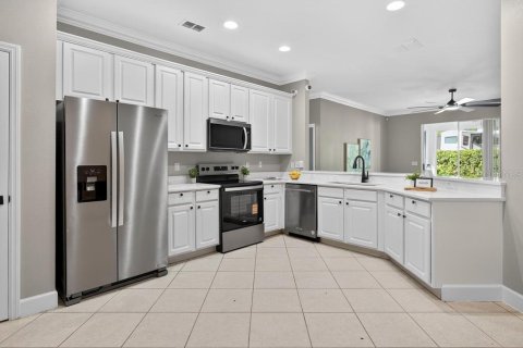 Casa en venta en Apopka, Florida, 4 dormitorios, 204.01 m2 № 1812681 - foto 16