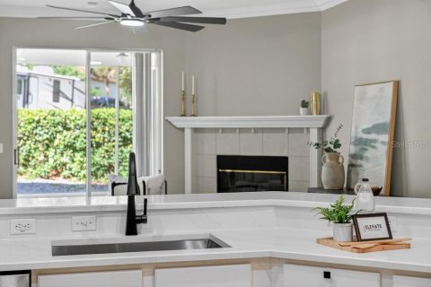 Casa en venta en Apopka, Florida, 4 dormitorios, 204.01 m2 № 1812681 - foto 5
