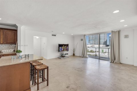 Купить кондоминиум в Майами-Бич, Флорида 1 спальня, 91.04м2, № 2020555 - фото 26