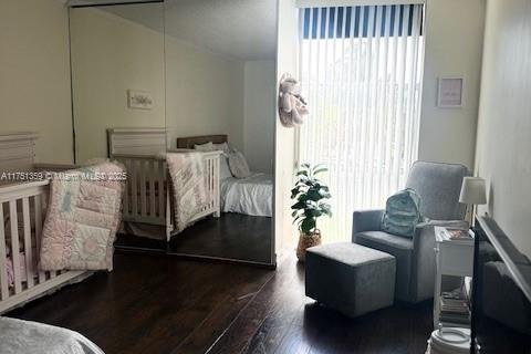 Condo in North Miami, Florida, 1 bedroom  № 1860201 - photo 7