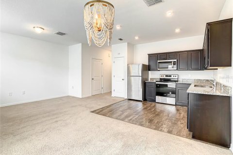 Touwnhouse à vendre à Davenport, Floride: 3 chambres, 130.43 m2 № 652130 - photo 11