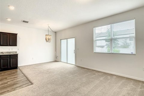 Touwnhouse à vendre à Davenport, Floride: 3 chambres, 130.43 m2 № 652130 - photo 9