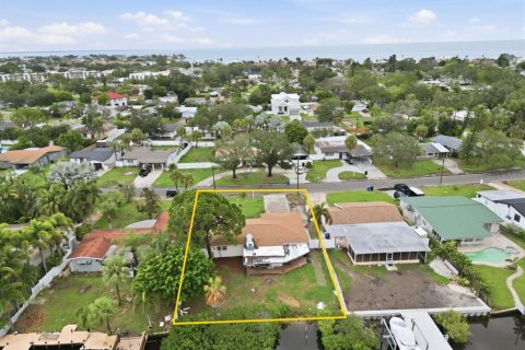 Casa en venta en Saint Petersburg, Florida, 2 dormitorios, 135.82 m2 № 2280317 - foto 17