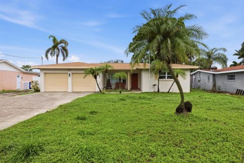 Casa en venta en Saint Petersburg, Florida, 2 dormitorios, 135.82 m2 № 2280317 - foto 3