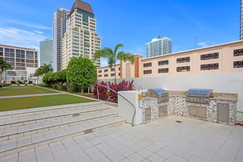 Copropriété à louer à Saint Petersburg, Floride: 1 chambre, 113.81 m2 № 2396941 - photo 28