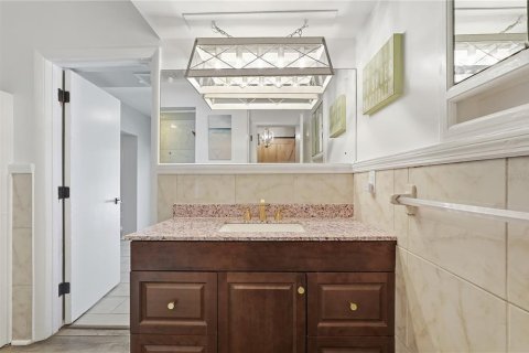 Casa en venta en Saint Petersburg, Florida, 3 dormitorios, 166.39 m2 № 2092775 - foto 23