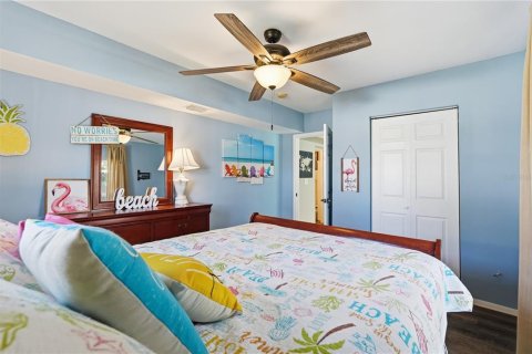 Casa en venta en Saint Petersburg, Florida, 3 dormitorios, 166.39 m2 № 2092775 - foto 20