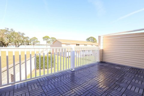 Condo in Summerfield, Florida, 2 bedrooms  № 2206154 - photo 29