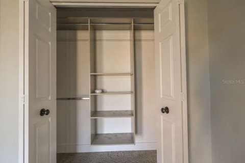 Condo in Summerfield, Florida, 2 bedrooms  № 2206154 - photo 25