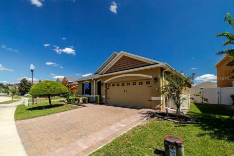 Villa ou maison à vendre à DeLand, Floride: 3 chambres, 132.39 m2 № 2405135 - photo 2