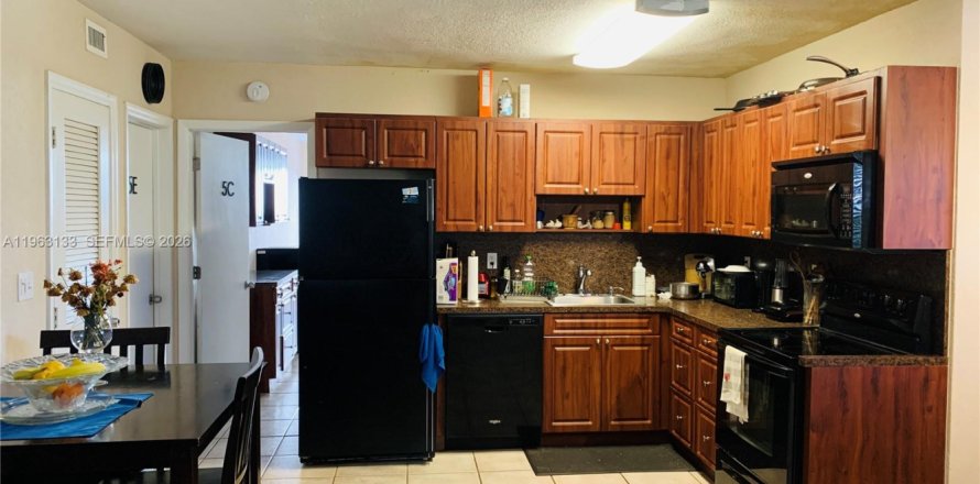 Studio à Fort Lauderdale, Floride № 2024004