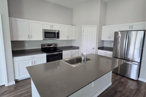 Casa en venta en Riverview, Florida, 4 dormitorios, 171.68 m2 № 2216117 - foto 9
